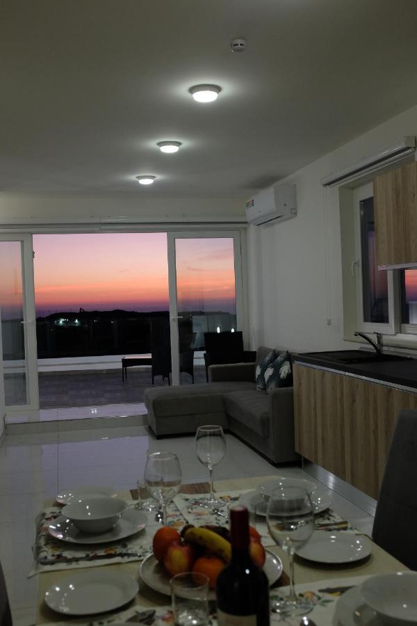 Sunset And Seaview Apartment -Brand New Mellieħa Kültér fotó