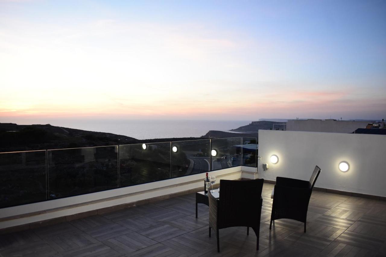 Sunset And Seaview Apartment -Brand New Mellieħa Kültér fotó