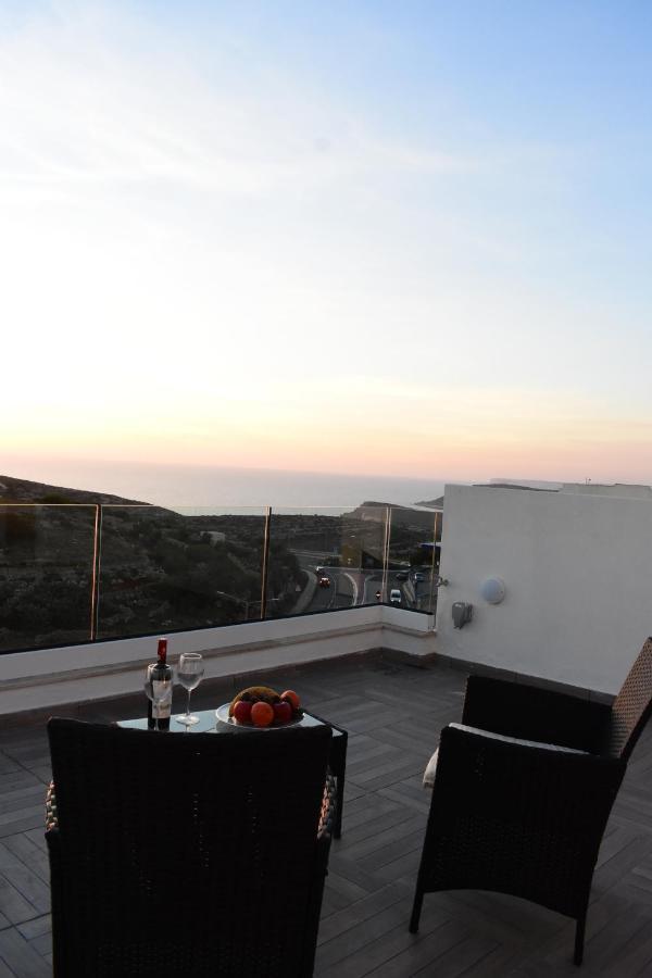 Sunset And Seaview Apartment -Brand New Mellieħa Kültér fotó