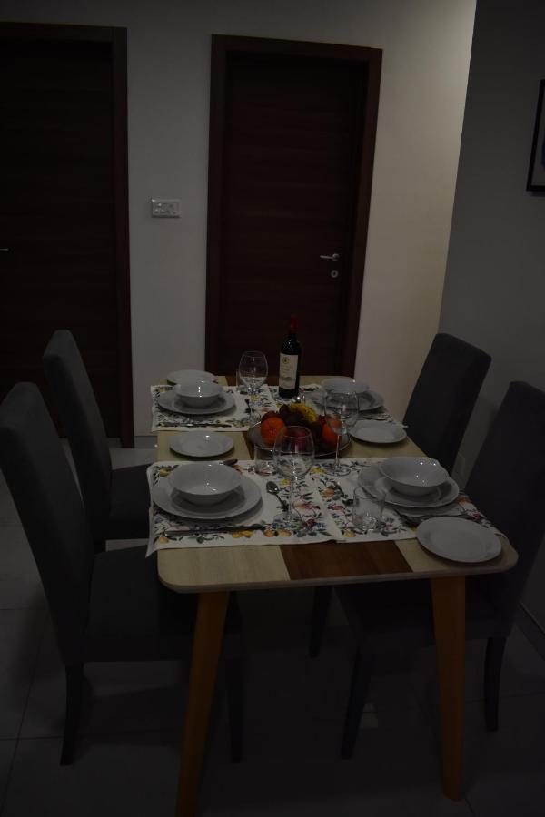 Sunset And Seaview Apartment -Brand New Mellieħa Kültér fotó