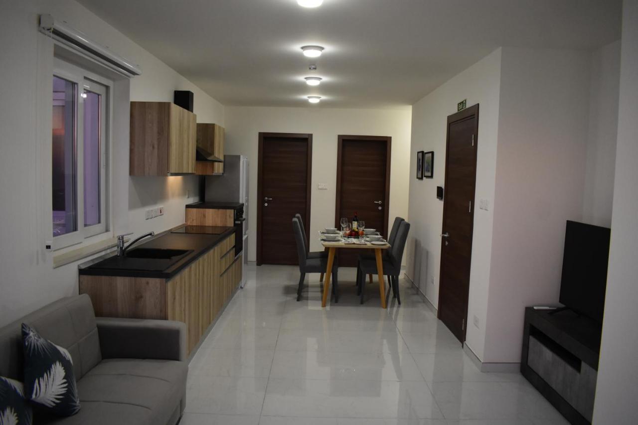 Sunset And Seaview Apartment -Brand New Mellieħa Kültér fotó